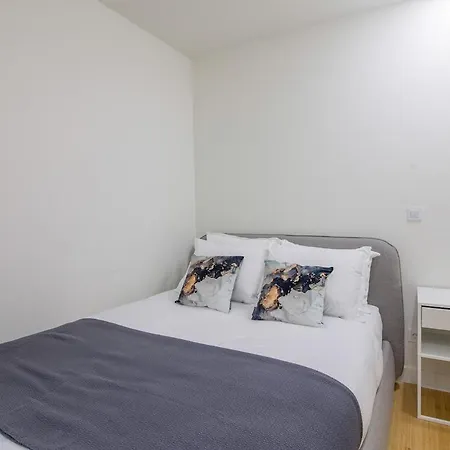 Aliados Living Apartment