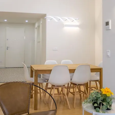 Aliados Living Apartman Porto