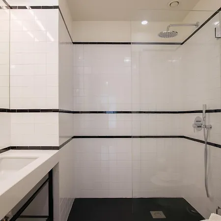 Aliados Living 아파트